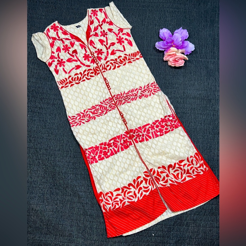 Women's Beige and Red Linen Islamic Pakistani Salwar Kameez; M